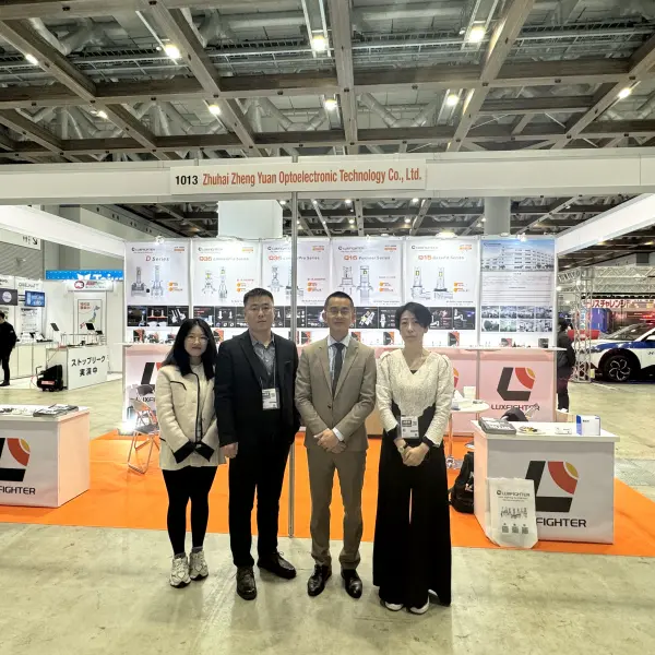 LuxFighter Car LEDヘッドライト2024東京国際自動車アフターマーケットエキスポ